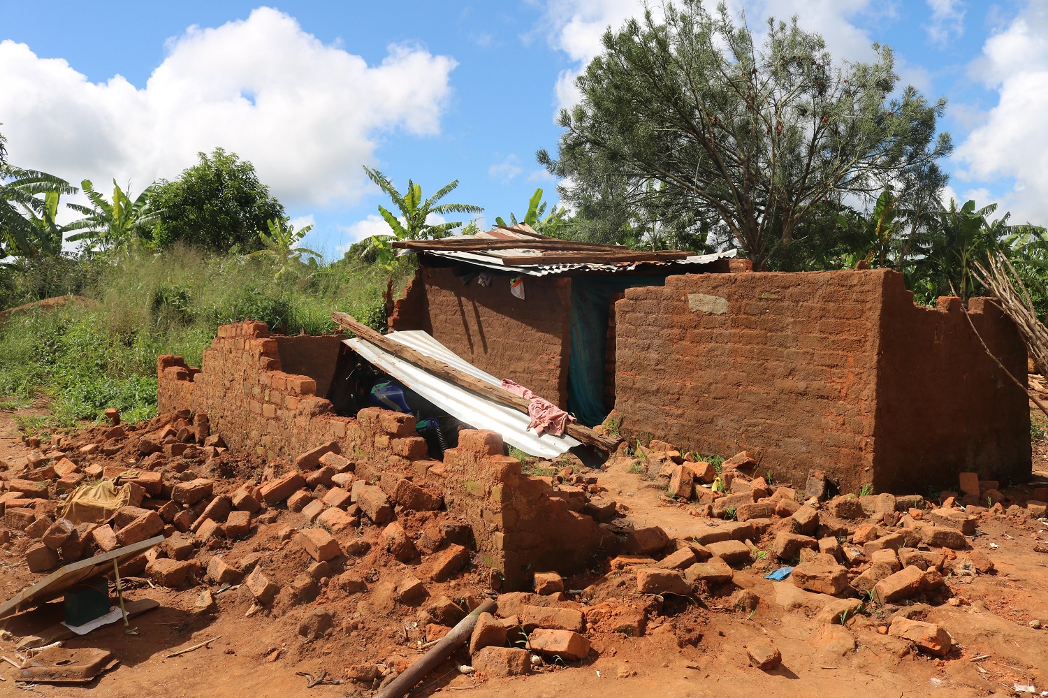 Una casa distrutta dal ciclone Idai