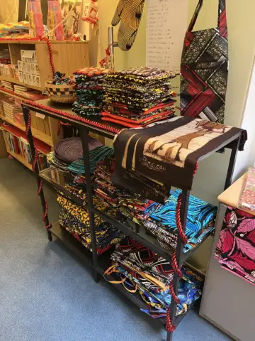 Sartoria da Gorongosa Mozambico Prodotto solidale a sostegno dei diritti dei bambini