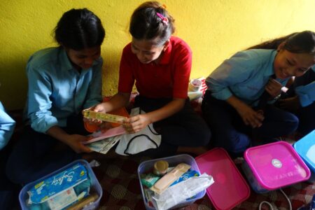 Discussing about Hygiene items (2)