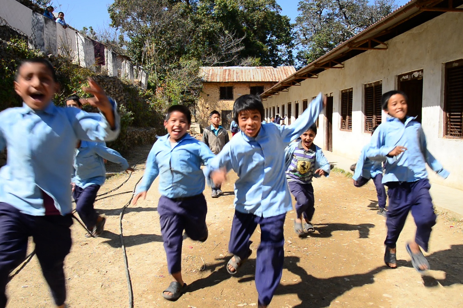 diritto all'istruzione dei bambini in nepal